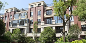 揭秘！物業(yè)管理背后的“超級(jí)英雄”日常：守護(hù)家園的每一刻