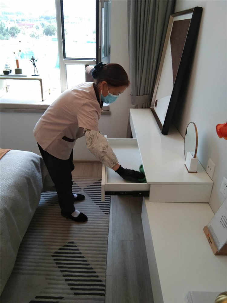 物業(yè)管理與物業(yè)服務(wù)是一個概念嗎？